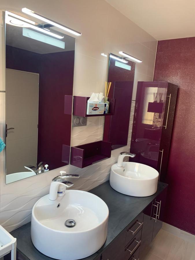 Chambre Privee/Climatisee+Tv /Petit Dejeuner Inclu/Tout Confort Nevers Esterno foto