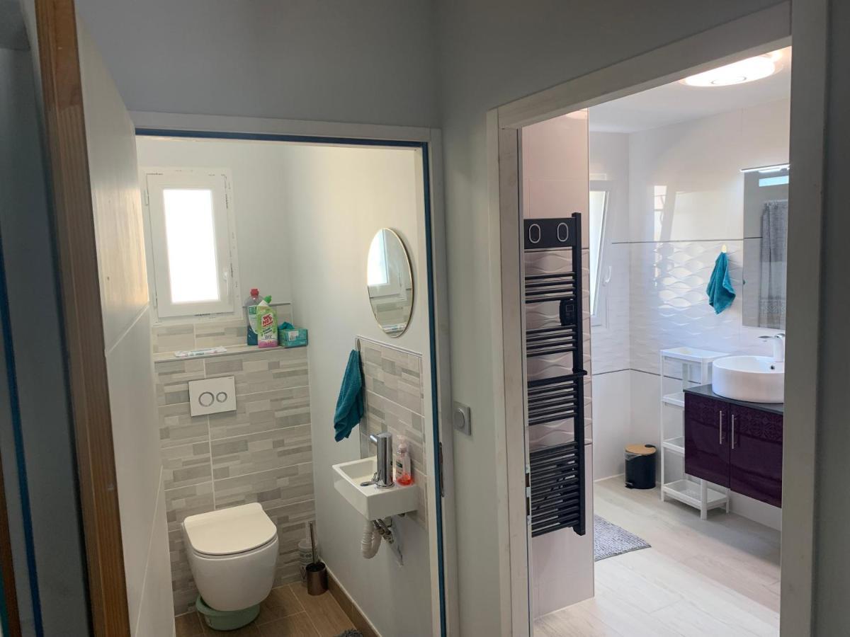 Chambre Privee/Climatisee+Tv /Petit Dejeuner Inclu/Tout Confort Nevers Esterno foto