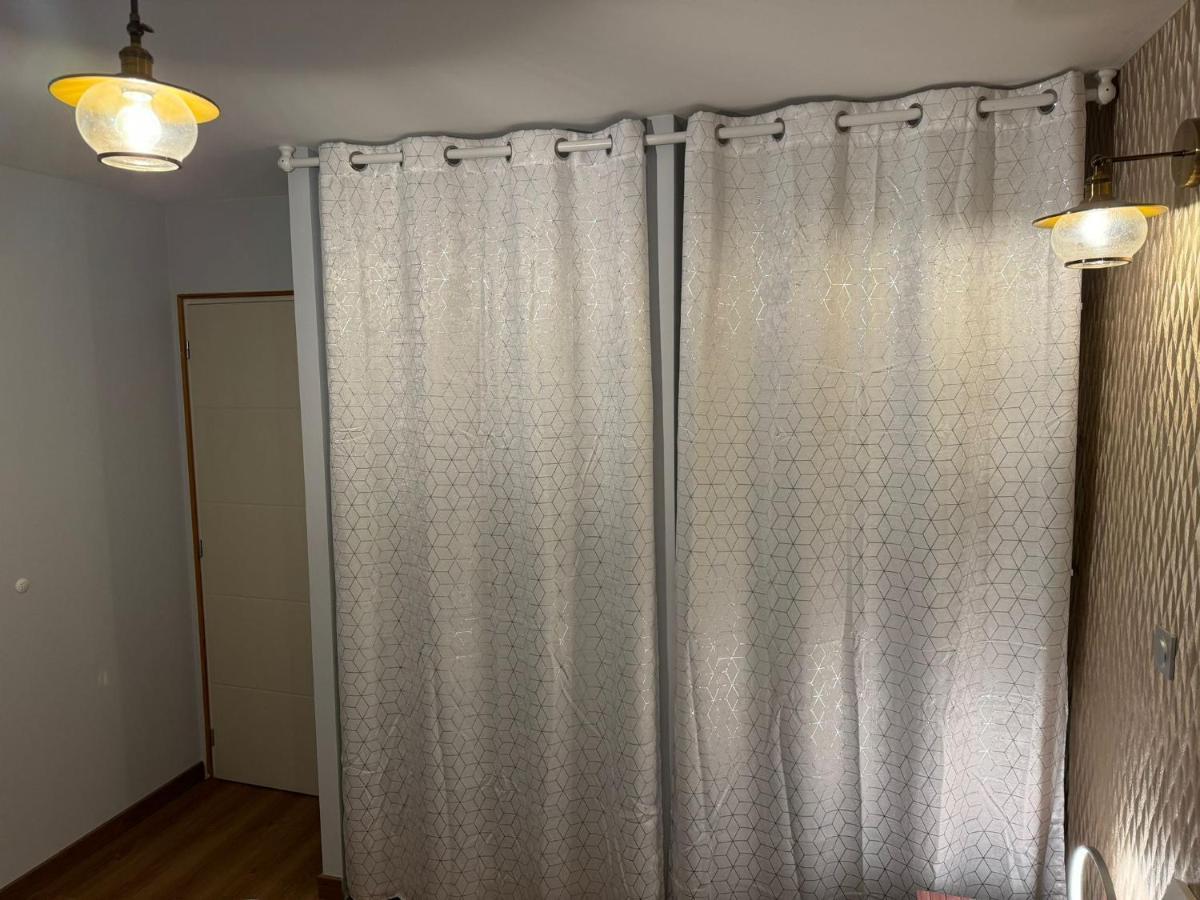 Chambre Privee/Climatisee+Tv /Petit Dejeuner Inclu/Tout Confort Nevers Esterno foto